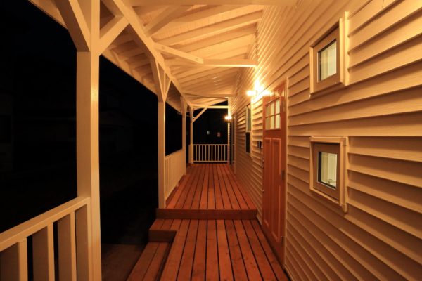 新築,秋田市,外観,デッキ,ポーチ,エントランス,アプローチ,泉