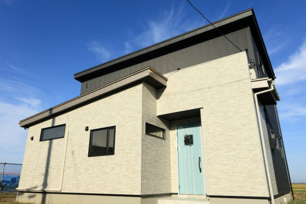 潟上市昭和Ｔ様邸【心踊る】＠トランザム+金属SD