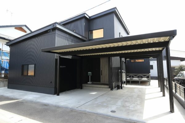 秋田市将軍野東Ｆ様邸【唯一無二】＠トランザム+金属SD+IG